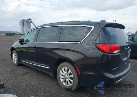 2018 Chrysler Pacifica Touring L from USA, damaged, VIN 2C4RC1BG2JR142064